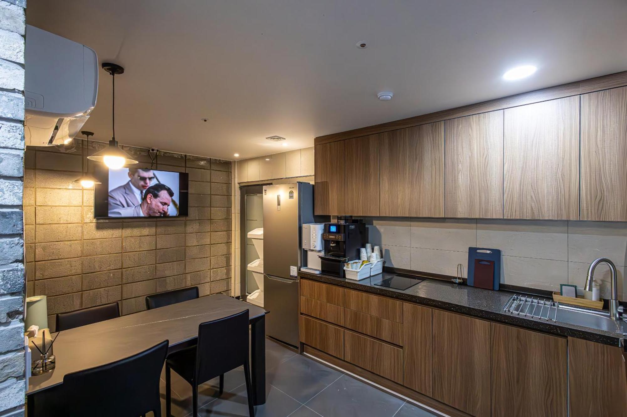 Beyond Residence Jongno Сеул Экстерьер фото