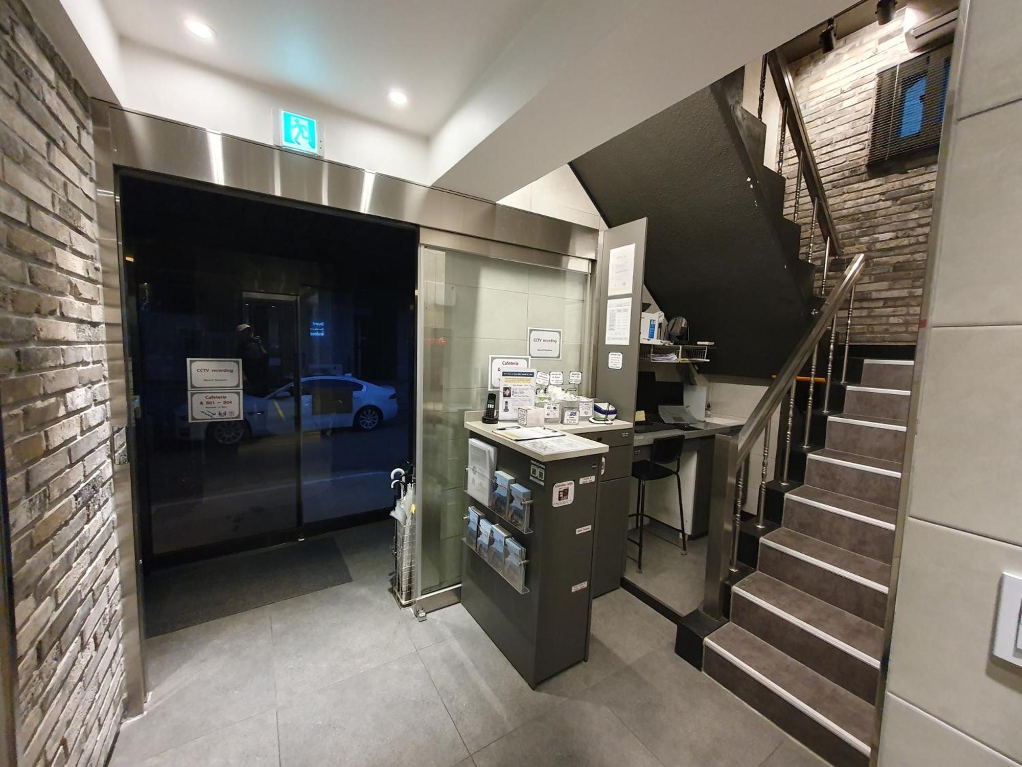 Beyond Residence Jongno Сеул Экстерьер фото